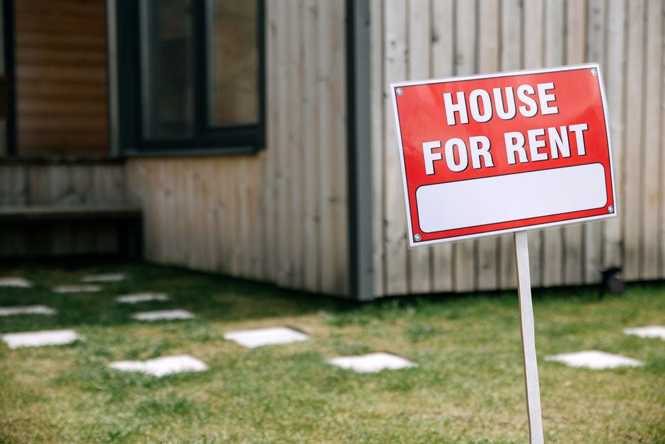 Hidden Zillow — NYC Renters Sue: Was Zillow Rigged by Brokers? (featured)