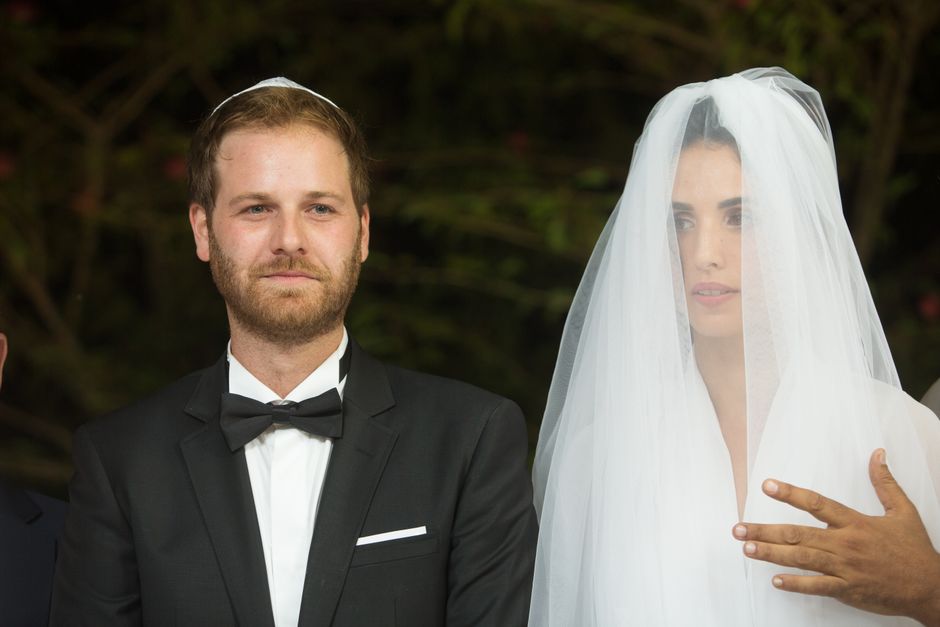 Scott Wolf — Kelley Wolf: Mental Health Confession or Narrative Recast? (featured)