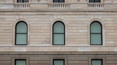institutional amnesia — The Institutional Amnesia That Will Haunt Governments (featured)