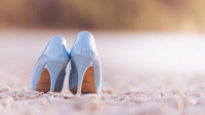 diplomacy — US Ambassador's High-Heeled Diplomatic Slip-Up Exposes a Style Over Su (featured)