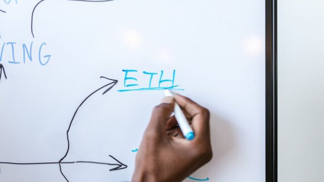 freebie trap — The Freebie Trap: How Major Tech Publications Use Giveaways to Build T (featured)