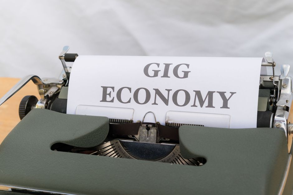 unemployment — U.S. economy delivers brutal reality check with July's job losses. (inline 1)