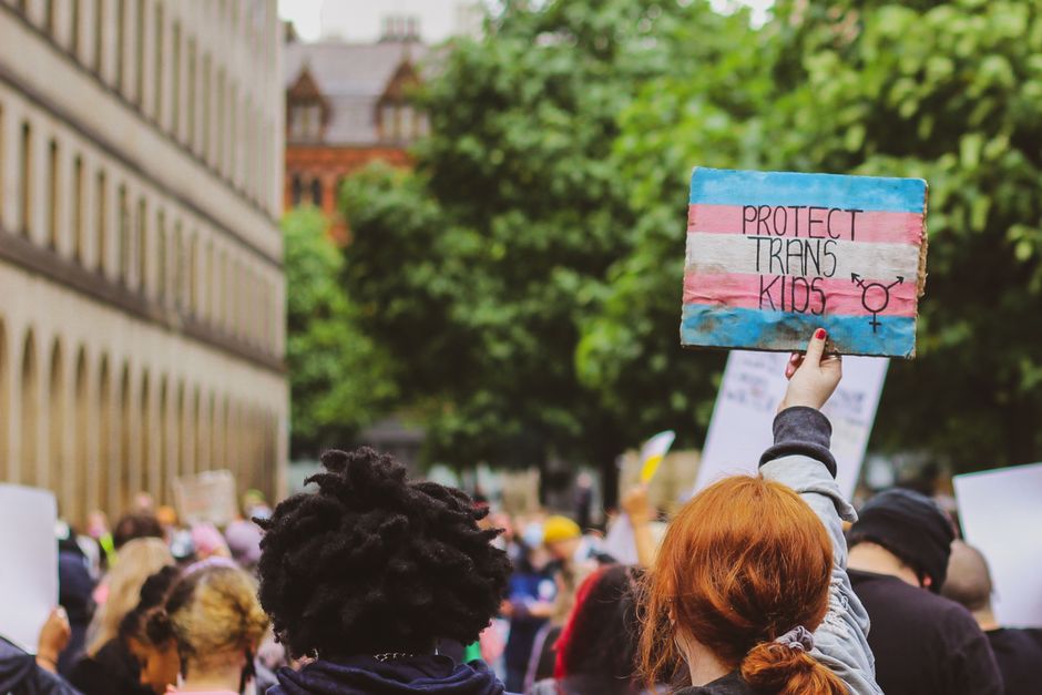 LGBTQ+ — One Nation's transphobic comments spark outrage (photo)