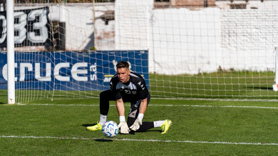 football finance — The high-stakes dance of desperation and desire (photo)