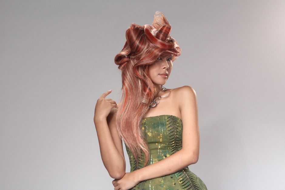 fashion industry, nostalgia — Is Fashion's Obsession with Nostalgia Killing Its Future? (photo)