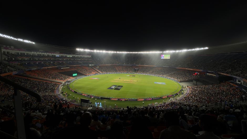Australia vs. Bangladesh Test Match — Australia vs. Bangladesh Test Match Raises Questions on Sports Broadca (photo)