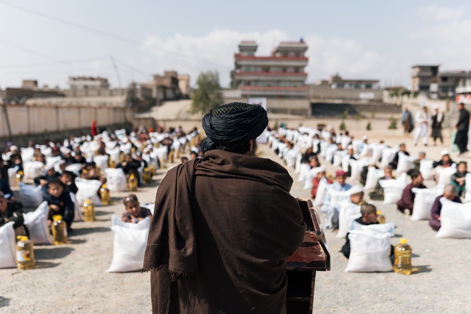 Human Rights — Taliban claims five years of peace in Afghanistan – but women and girl (photo)