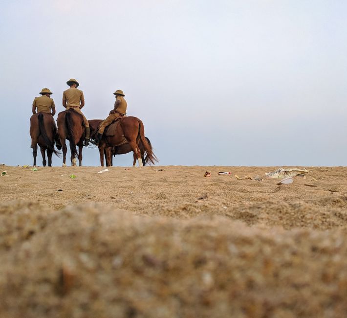 border enforcers — Border Patrol's Humanitarian Dilemma, a Perilous Middle Ground (photo)