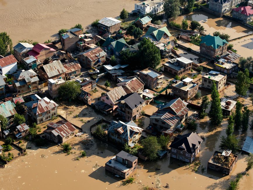 Climate Change — Japan's New Normal of Unprecedented Weather (photo)