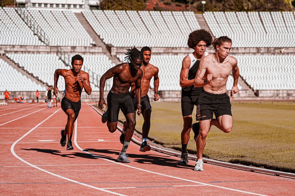 Sydney Marathon — Sydney Marathon: A German stadium on an Australian medal? (photo)