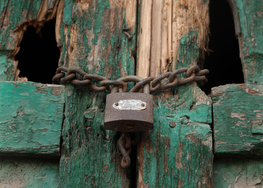 Door — Locked Doors, Lost Lives: Pakistan’s Systemic Failure (inline 2)