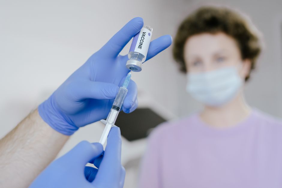 Vaccine Messaging — Bash vs. Kennedy: Public Health Messaging on Thin Ice (photo)