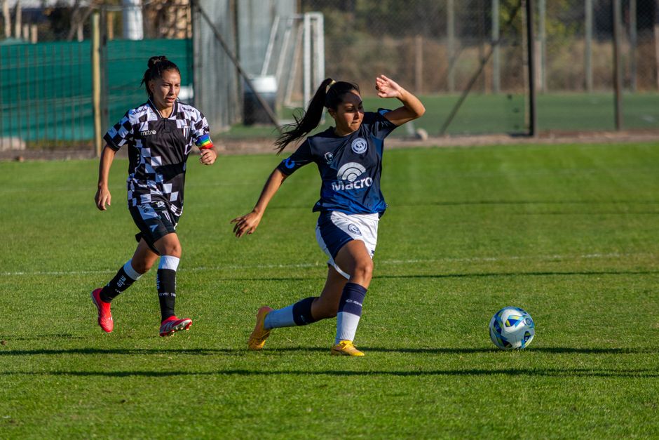 women's sports — Philadelphia's Big Play for Women's Sports Supremacy – But Can It Deli (photo)