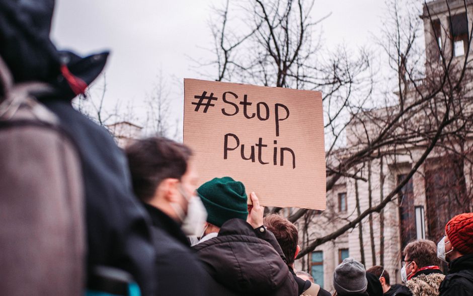 Putin Expects — Putin's Winter Gambit: Does Ukraine Endure? (photo)