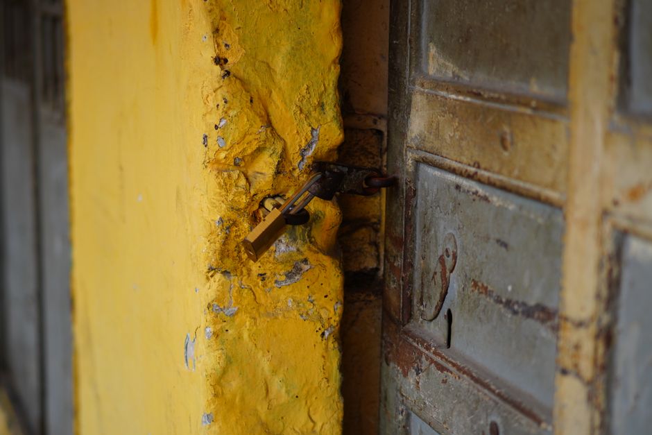 Door — Locked Doors, Lost Lives: Pakistan’s Systemic Failure (inline 3)
