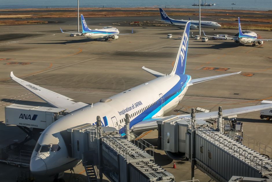 Hokkaido Airport — Hokkaido Airport: Destination or just a Very Big Gift Shop? (photo)