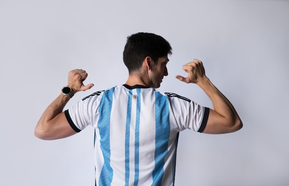 Lionel Messi — Messi: Argentina's Savior Finally Finds His Escape (photo)
