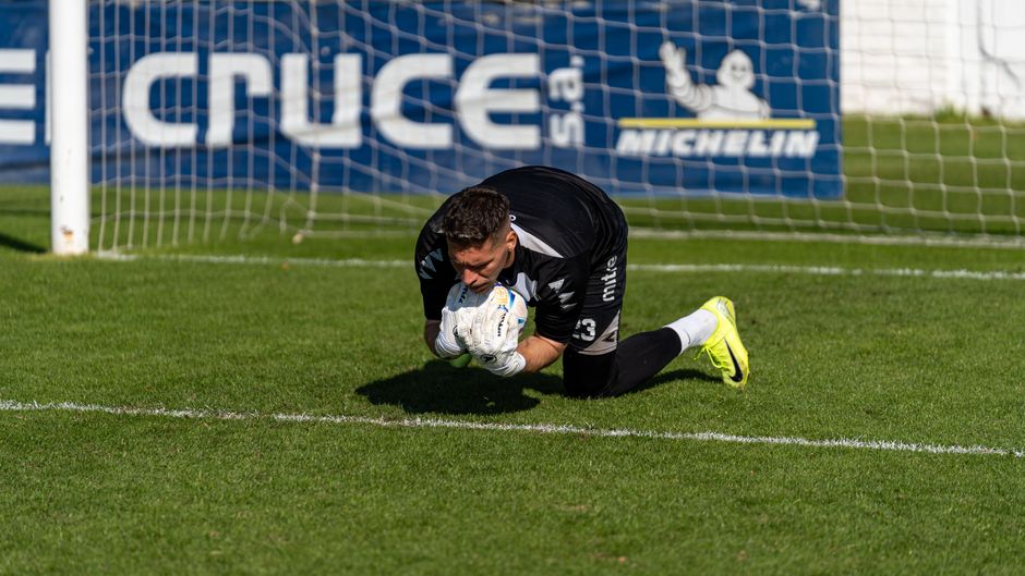 football finance — The high-stakes dance of desperation and desire (photo)