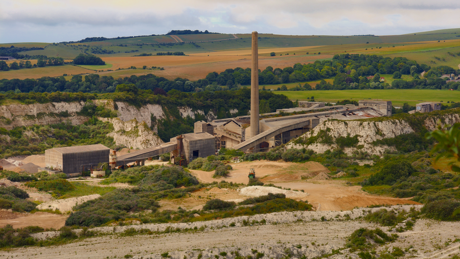 Production — Britain's Industrial Backbone: Another Giant Falls in Manchester (featured)
