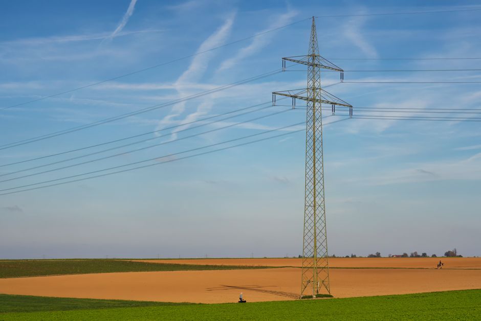 Utilities — AI's Grid Crisis: Are Utilities Chasing a Fusion Fantasy? (featured)