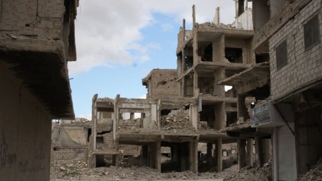 end — Middle East Conflict: Why Its End Hinges on US, Not Fashion Week (featured)