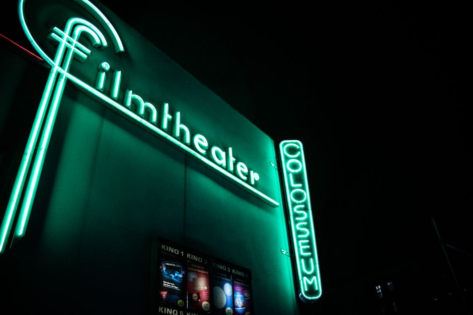 Theatres Launches — AMC Theatres Gambles on Saving Mid-Budget Film (photo)