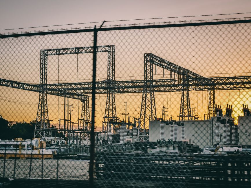 Utilities — AI's Grid Crisis: Are Utilities Chasing a Fusion Fantasy? (inline 3)