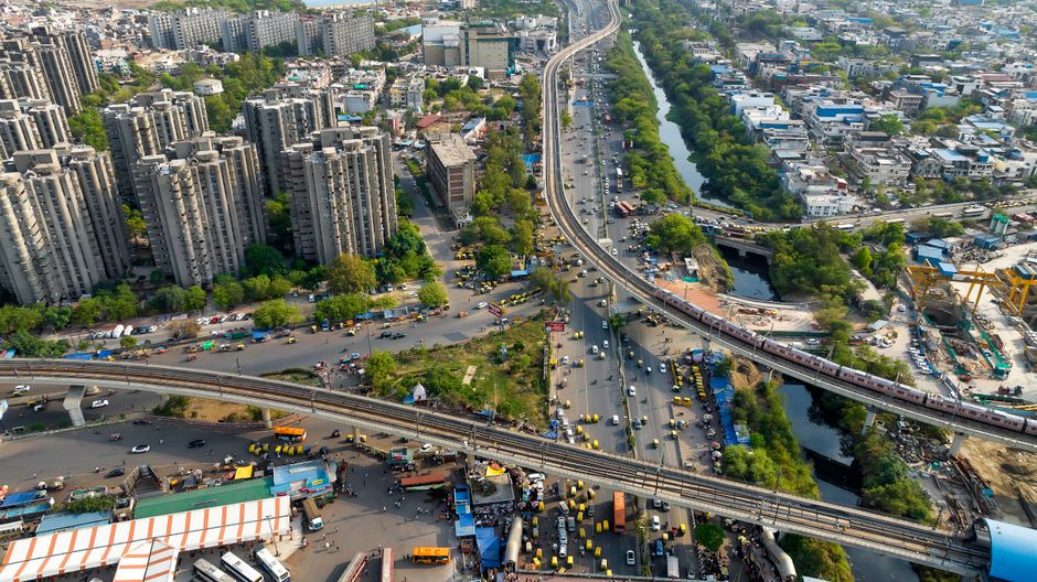 India — India's Growth Defies Global Gloom: A New Economic Power? (inline 3)