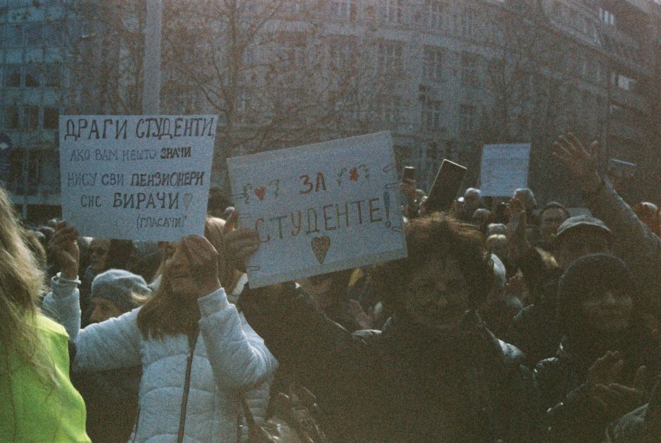 French — French Student Protests: A Truce Before The Next Battle? (inline 1)