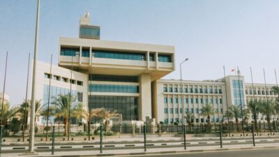 houthi missile — Houthi Palace Strike: Yemen's War Escalates, Diplomacy in (featured)