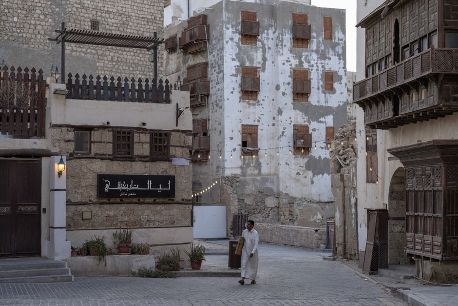 Why Saudi — Saudi's Yemen War: The Hidden Stakes and Global Ripples (photo)